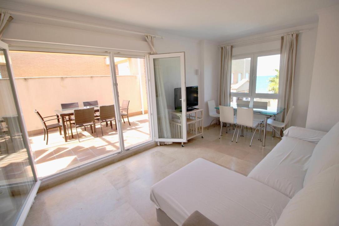 Ático espectacular con piscina privada en primera línea de playa Apartamento Dénia Exterior foto