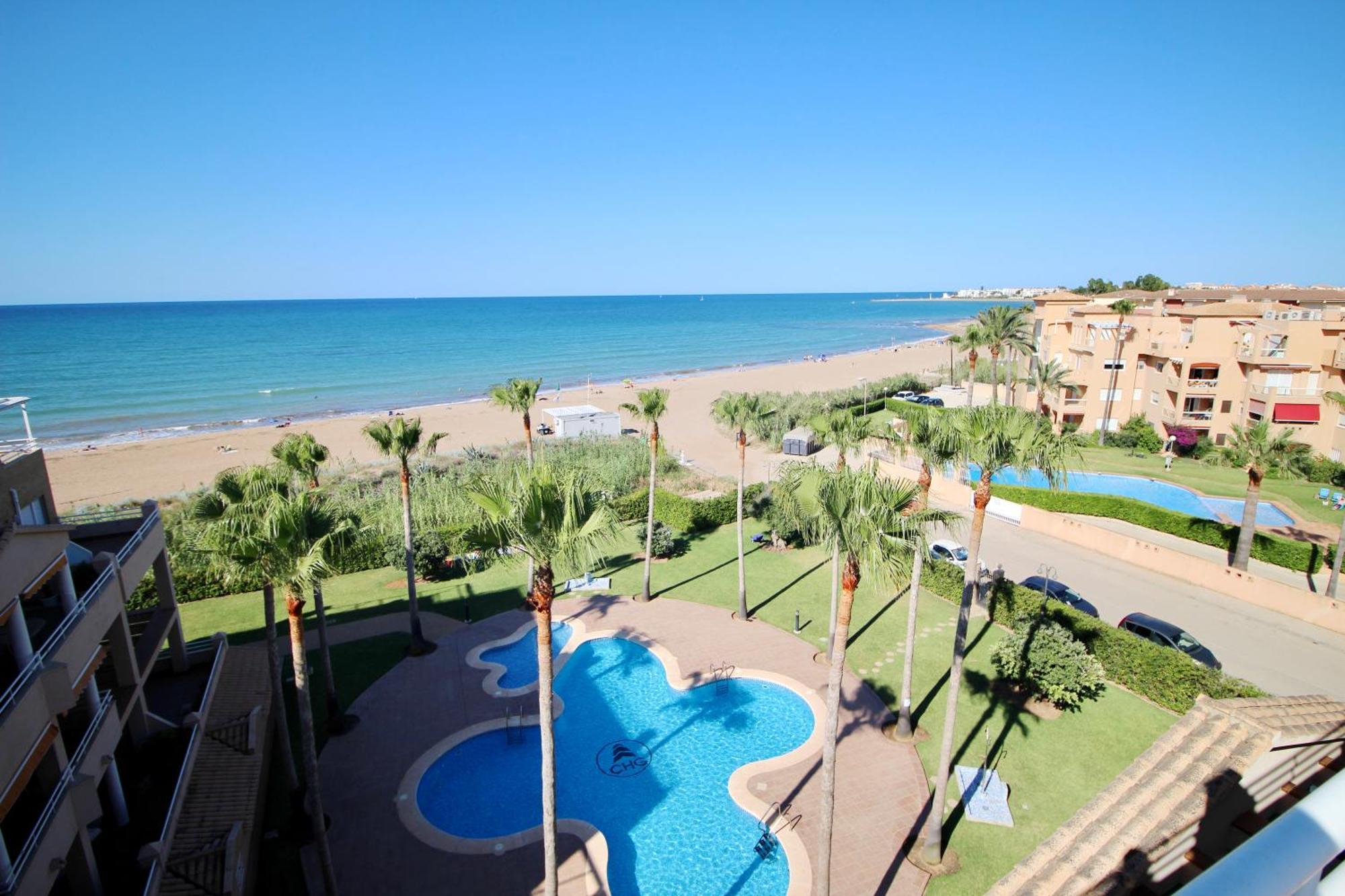 Ático espectacular con piscina privada en primera línea de playa Apartamento Dénia Quarto foto